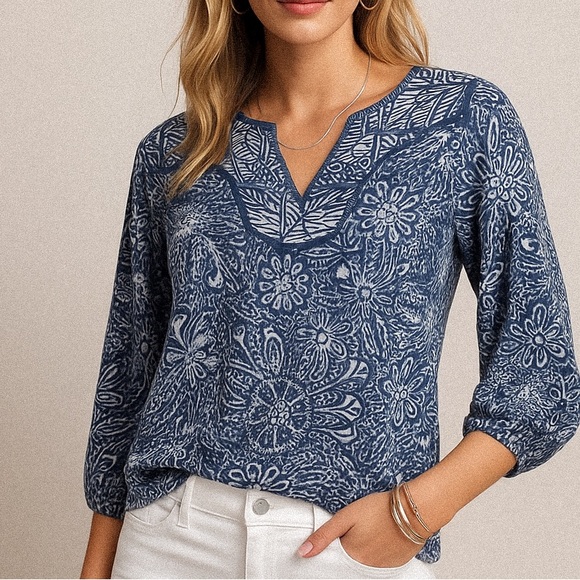 Lucky Brand Tops - Lucky brand boho flowy printed long sleeve top ❤️